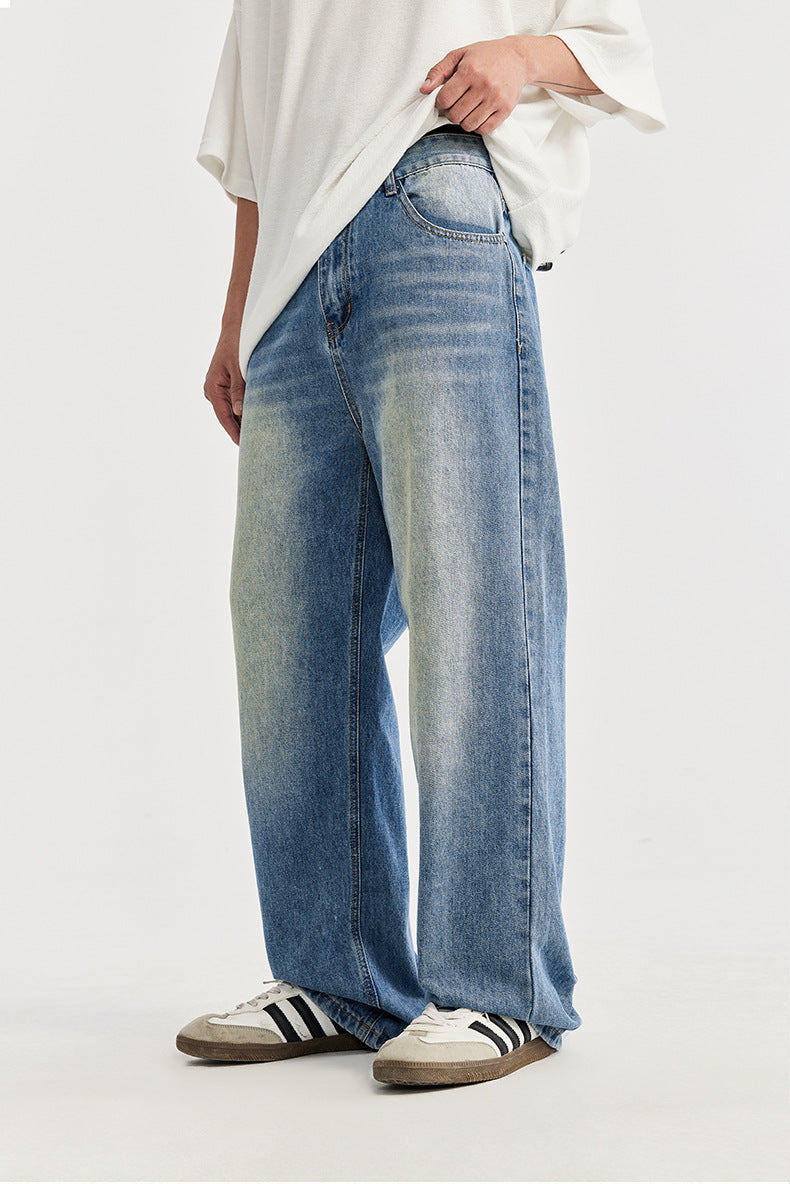 Jeans mit weitem Bein und entspannter Passform