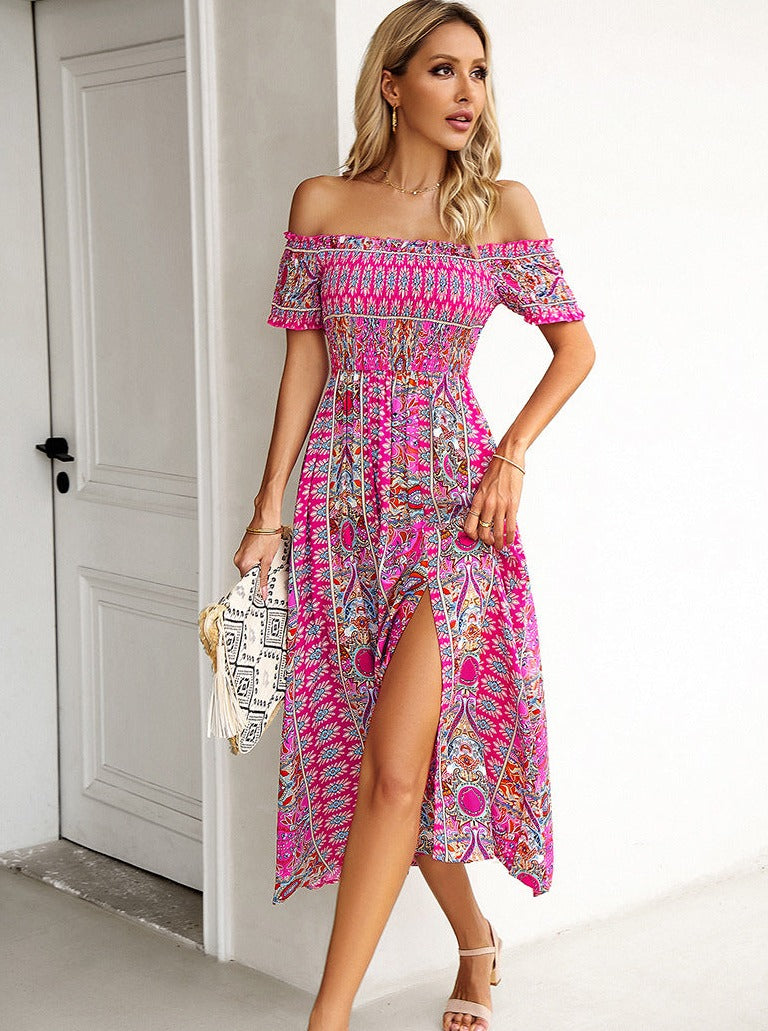 Sommerliches schulterfreies Bohemian-Midikleid mit Schlitz 