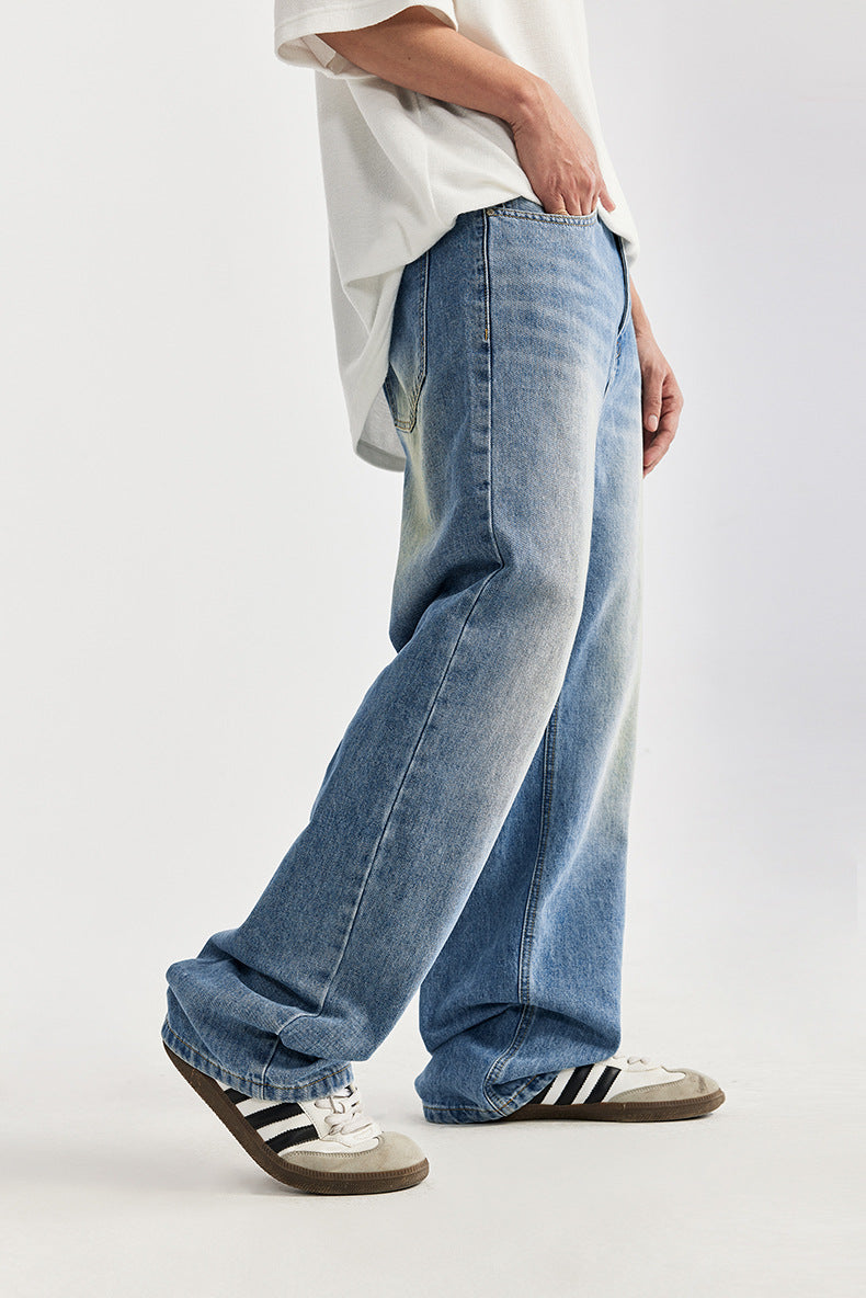 Jeans mit weitem Bein und entspannter Passform