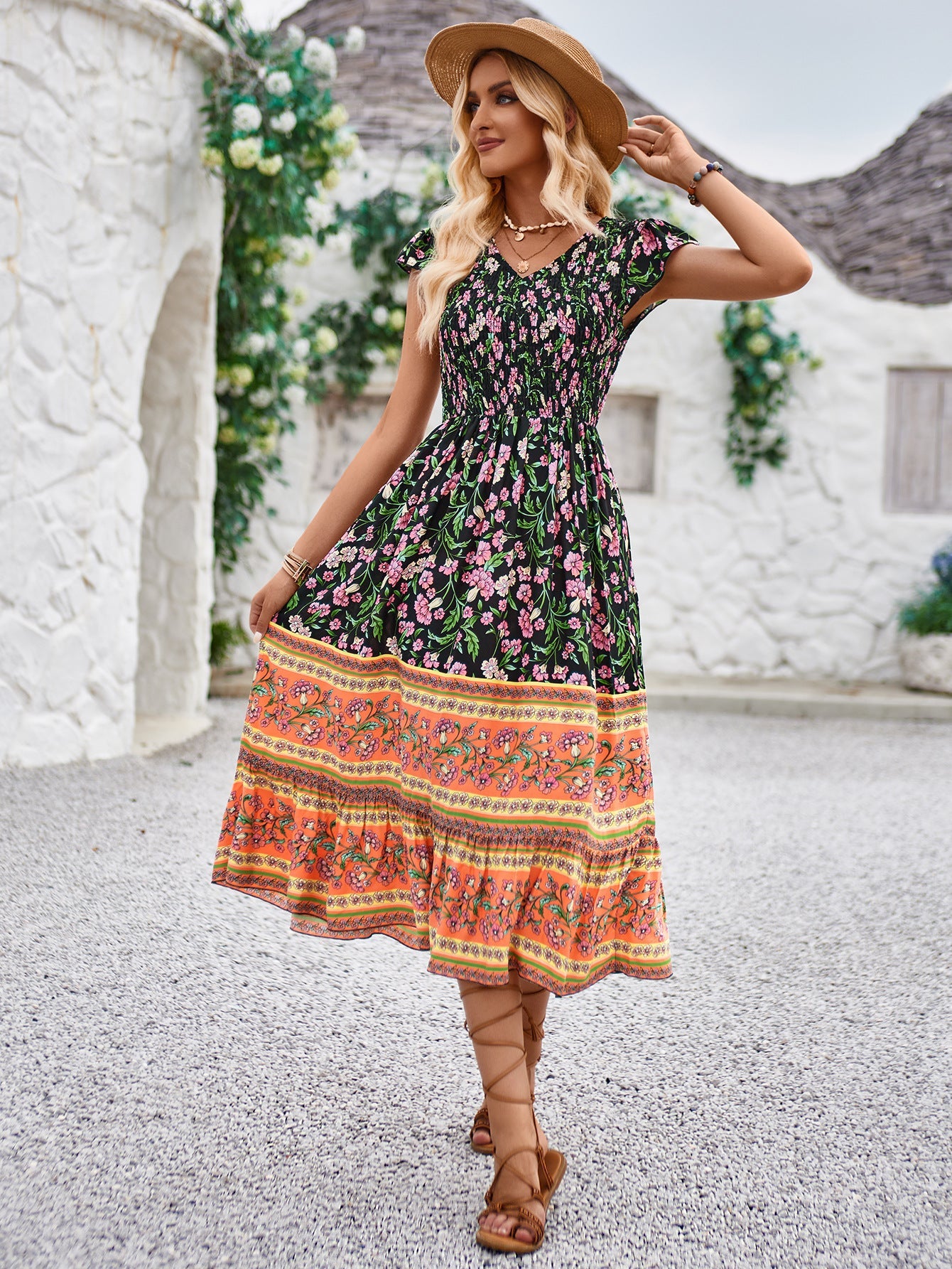 Lässiges, schmales Kleid mit Blumenmuster und hoher Taille im Boho-Stil 