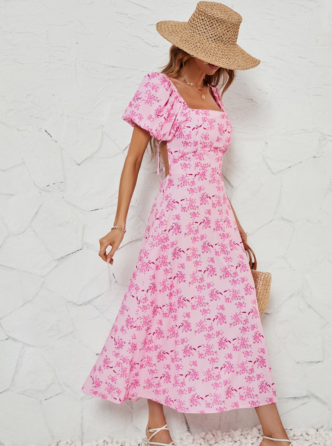 Rosa Sommerkleid mit Print und Schnürung