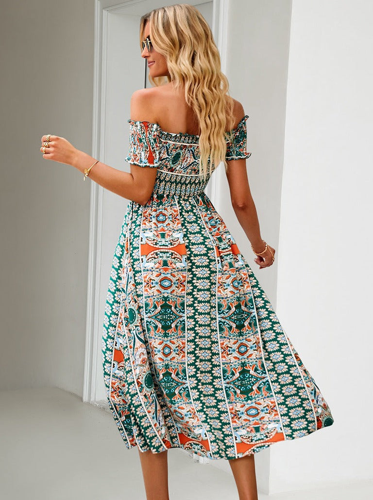 Sommerliches schulterfreies Bohemian-Midikleid mit Schlitz 