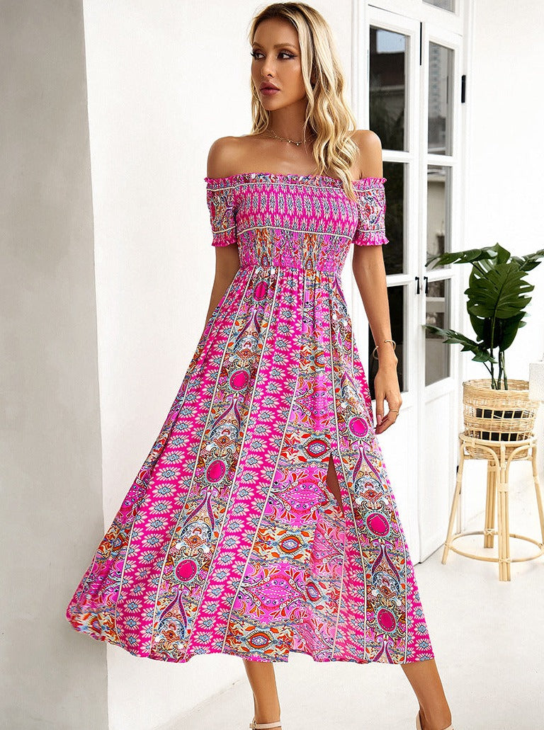 Sommerliches schulterfreies Bohemian-Midikleid mit Schlitz 