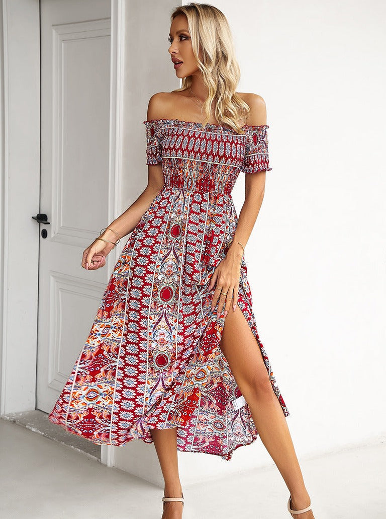 Sommerliches schulterfreies Bohemian-Midikleid mit Schlitz 