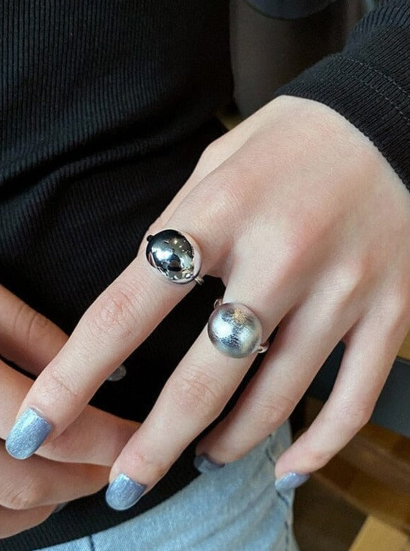 Silver Korean Ball Ring Pinchbox 